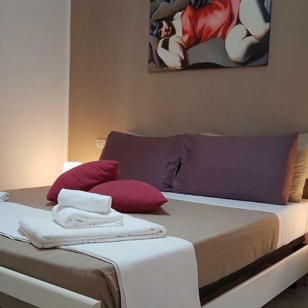 Appartamento Loft Baia Di Giardini Esterno foto