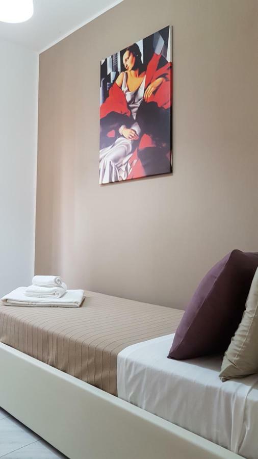 Appartamento Loft Baia Di Giardini Esterno foto