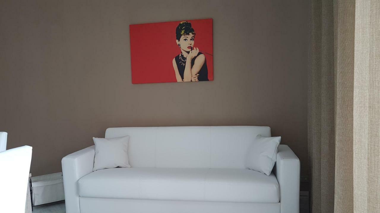 Appartamento Loft Baia Di Giardini Esterno foto