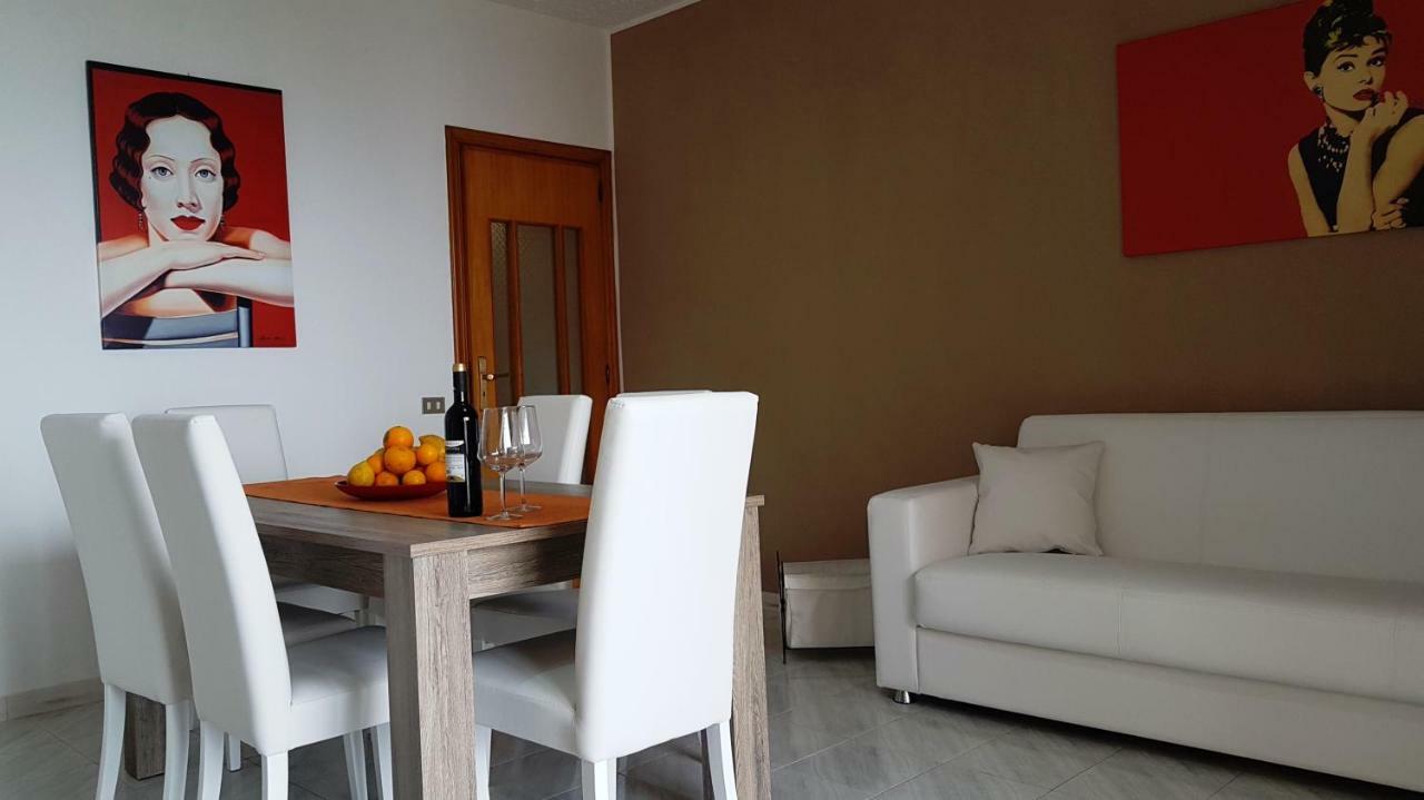 Appartamento Loft Baia Di Giardini Esterno foto