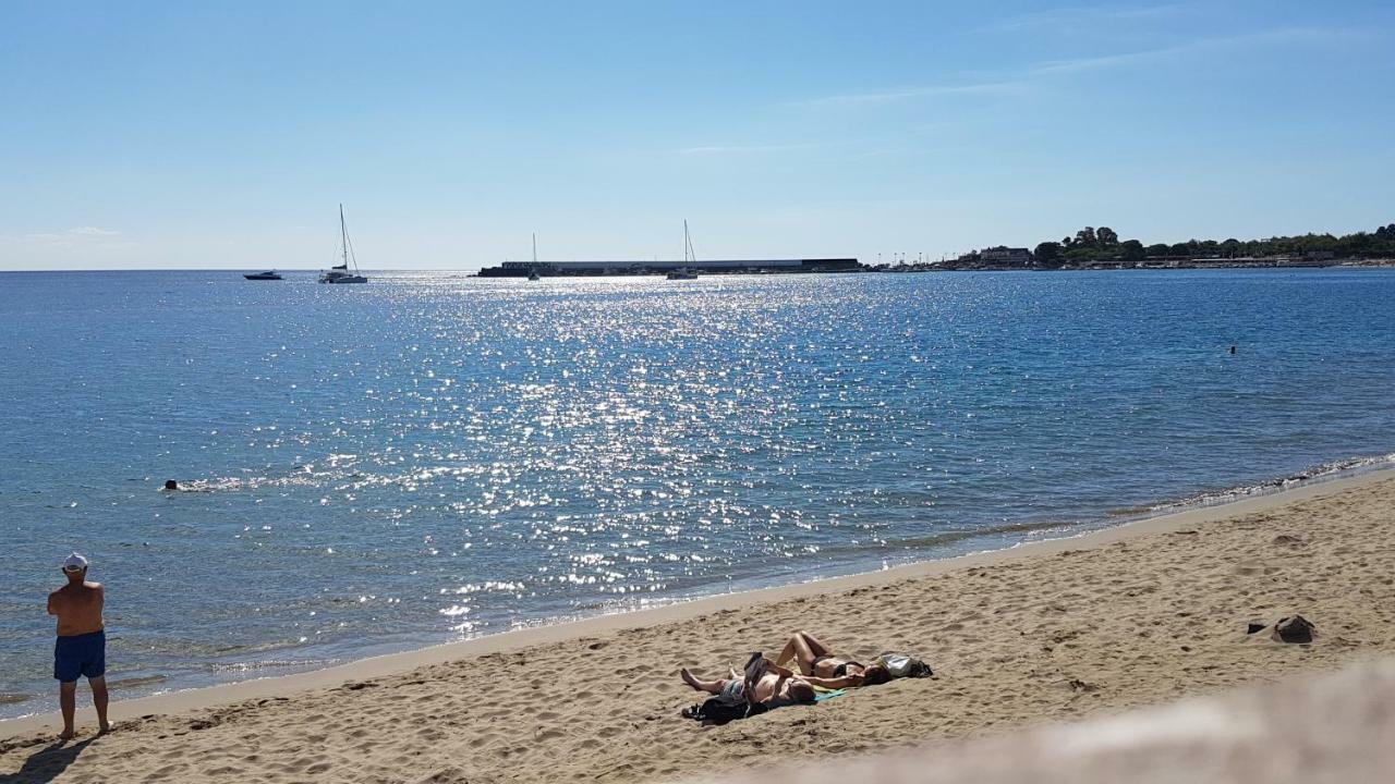 Appartamento Loft Baia Di Giardini Esterno foto