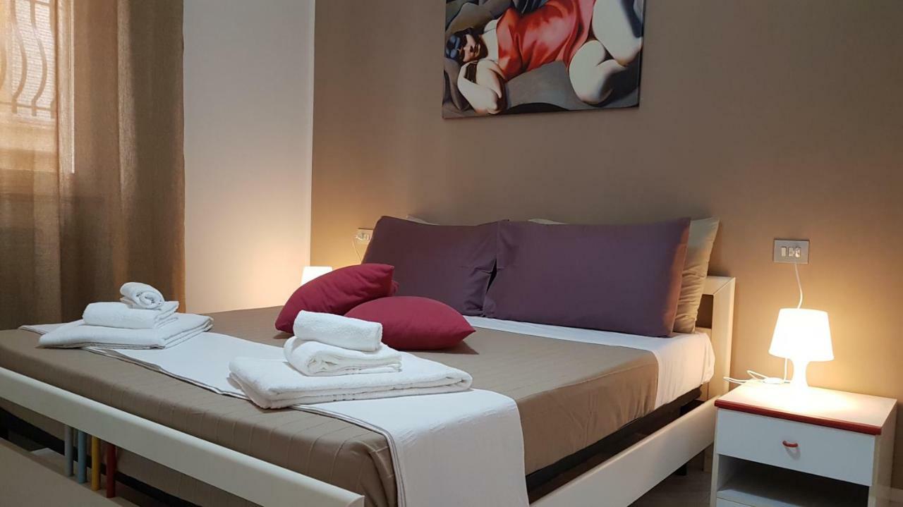 Appartamento Loft Baia Di Giardini Esterno foto